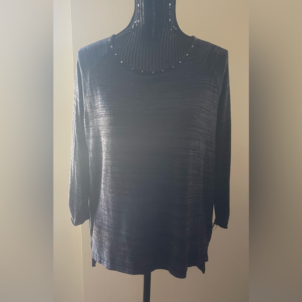 Cleo Blue & Black Heathered Light Knit Top Size Medium